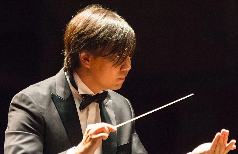 Boston New Music Initiative Guest Conductor Tian Hui Ng